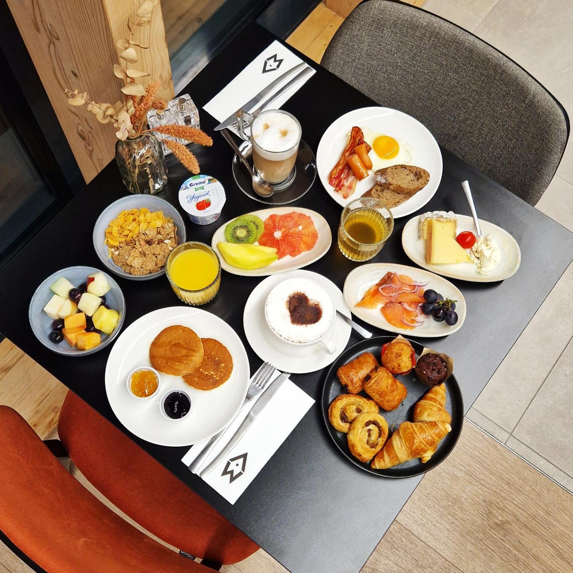 Afterwork Hotel Etoy Luaran gambar